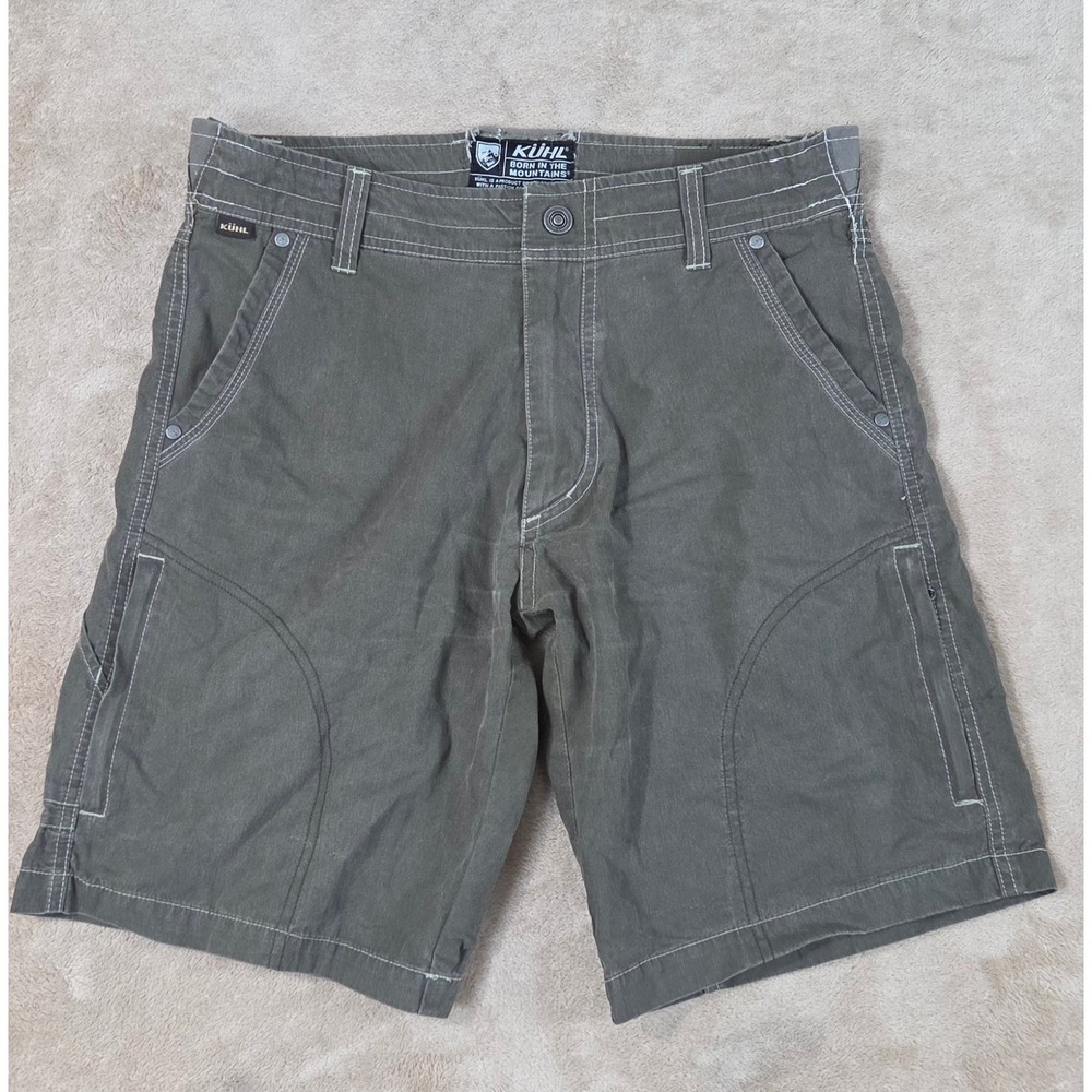 Kuhl cargo Short size 32 Gray Cotton utility Zip pockets Hiking Outdoors Patched